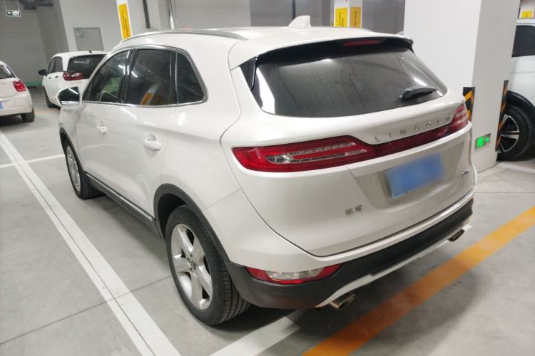 Used Lincoln MKC 2017 2.0T Two-Wheel Drive Deluxe Edition Exterior 2