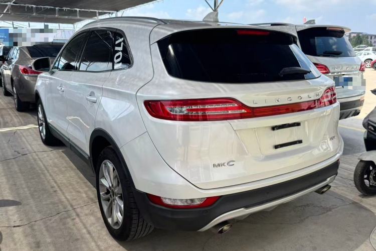 Used Lincoln MKC 2017 2.0T Two-Wheel-Drive Luxury Edition Exterior 2