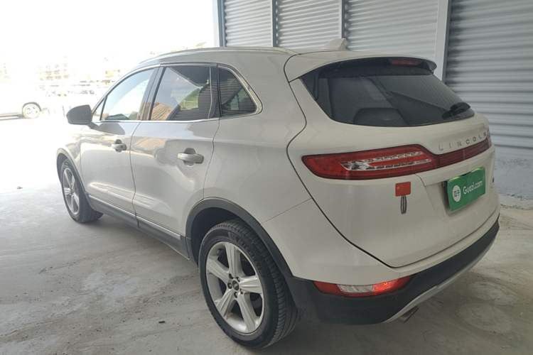 Used Lincoln MKC 2017 2.0T Two-Wheel Drive Deluxe Edition Exterior 2