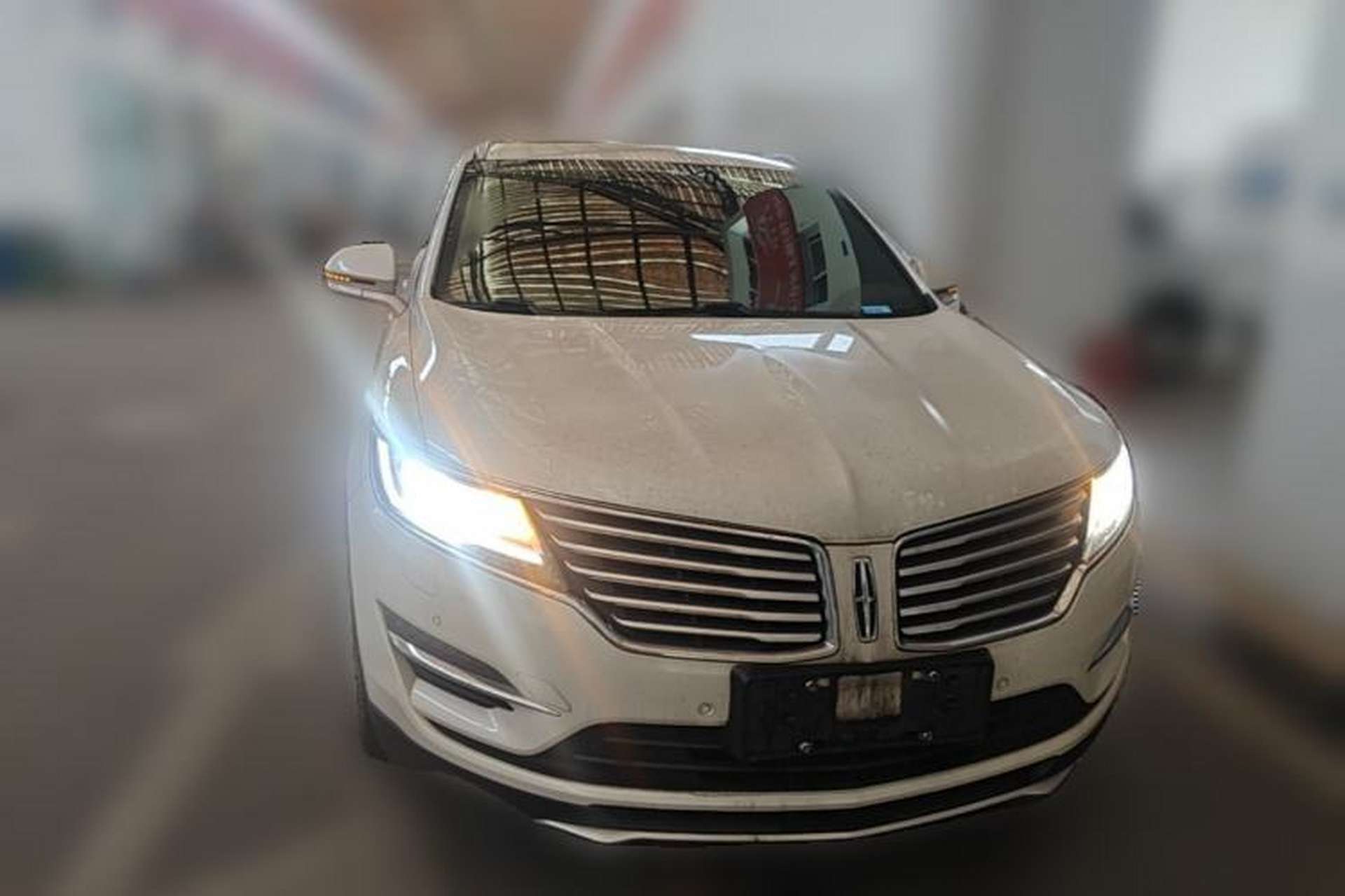 Used Lincoln MKC 2017 2.0T Two-Wheel-Drive Luxury Edition Front
