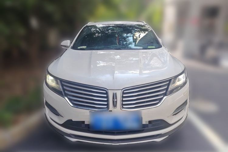 Used Lincoln MKC 2017 2.0T Two-Wheel Drive Deluxe Edition Front