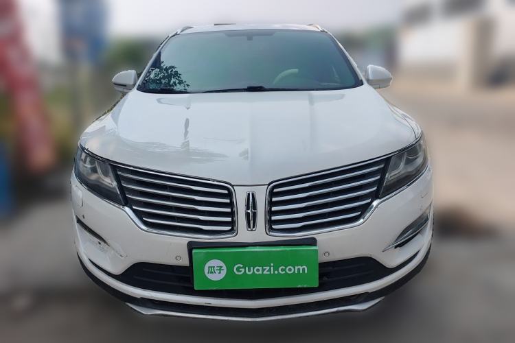 Used Lincoln MKC 2017 2.0T Two-Wheel-Drive Luxury Edition Front