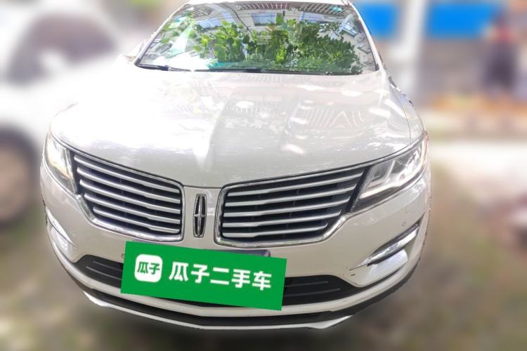 Used Lincoln MKC 2017 2.0T Two-Wheel-Drive Luxury Edition Front