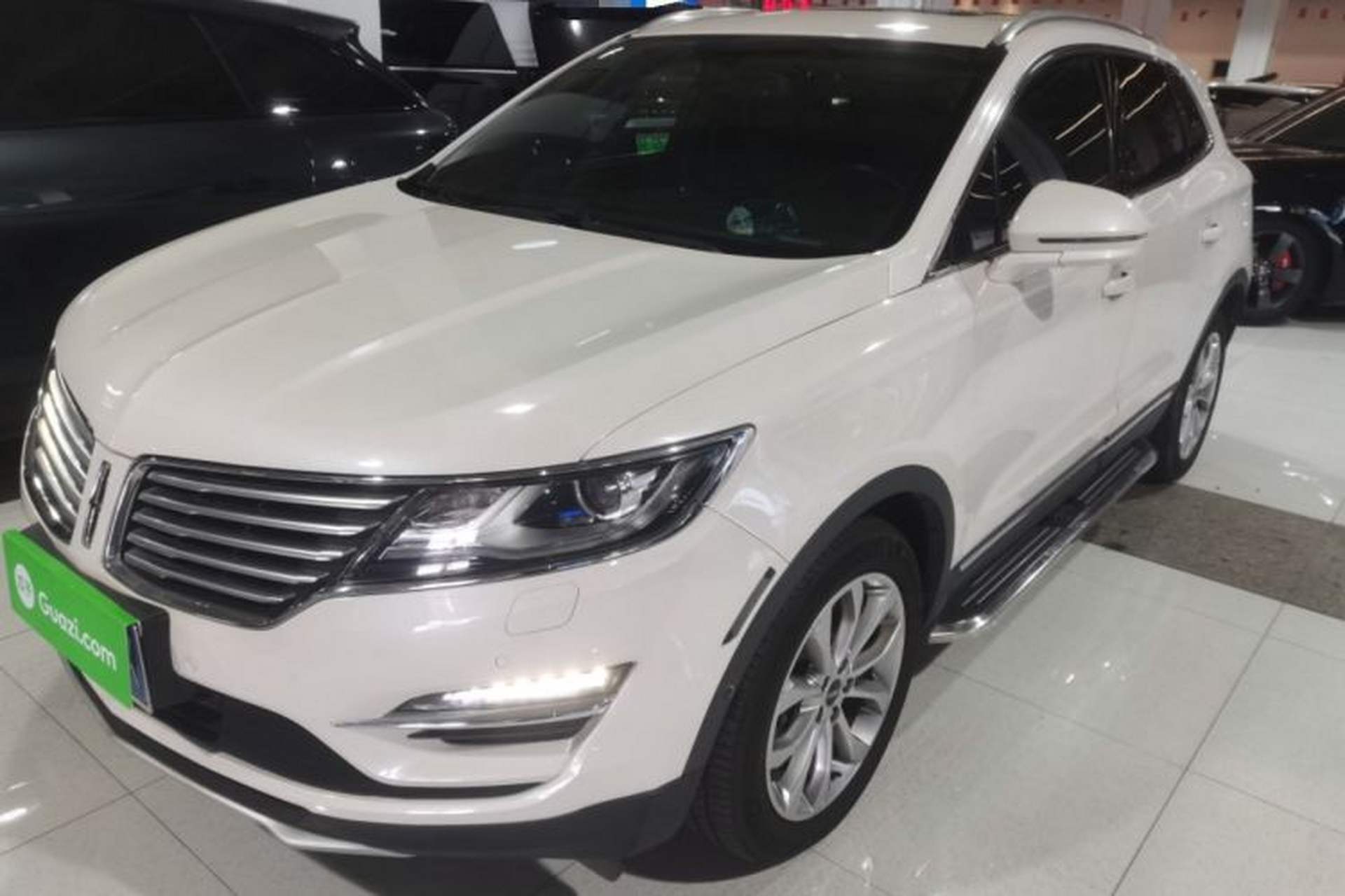 Used Lincoln MKC 2017 2.0T Four-Wheel Drive Zunya Edition Front Left 45 Deg