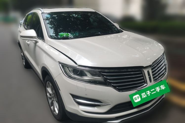 Used Lincoln MKC 2017 2.0T Four-Wheel Drive Zunya Edition Front Right 45 Deg