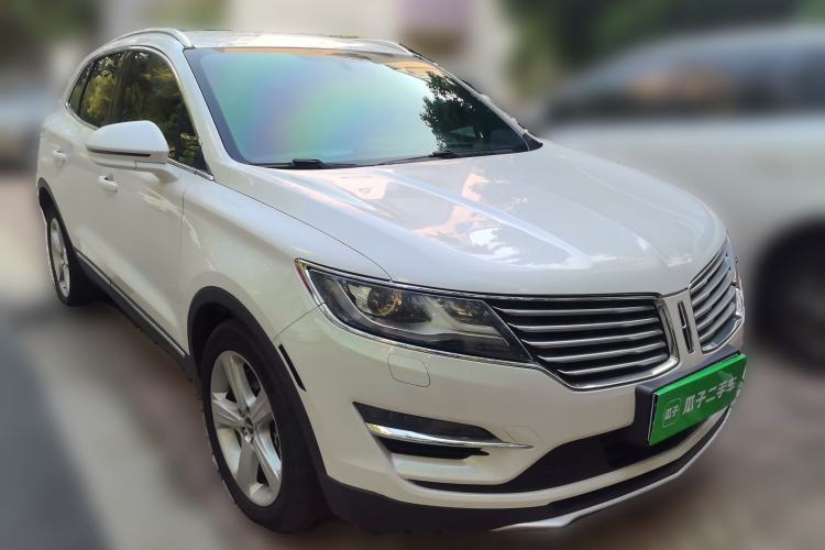 Used Lincoln MKC 2017 2.0T Two-Wheel Drive Zunyue Edition Front Right 45 Deg