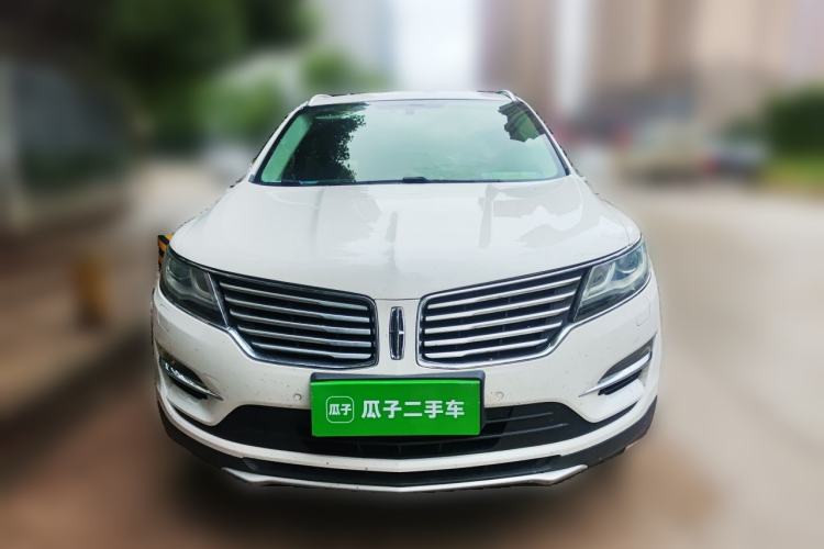 Used Lincoln MKC 2017 2.0T Two-Wheel-Drive Luxury Edition Front