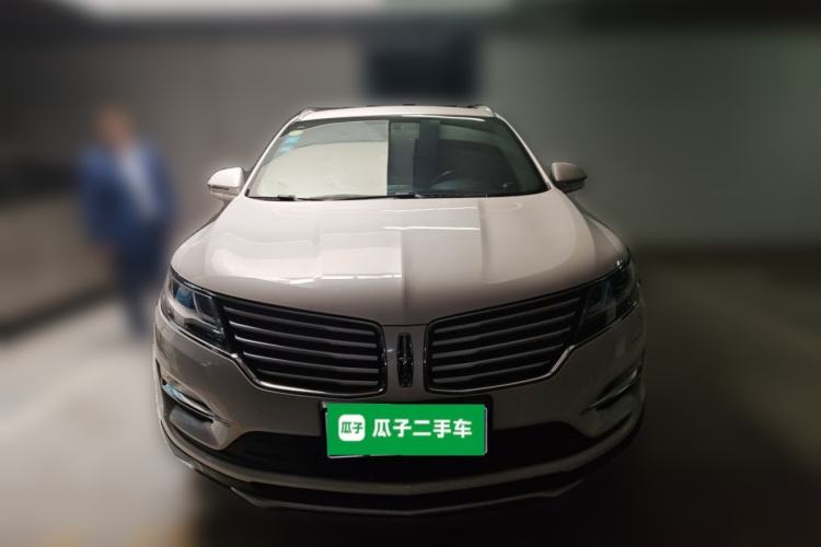 Used Lincoln MKC 2017 2.0T Two-Wheel Drive Deluxe Edition Front