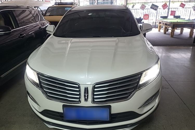 Used Lincoln MKC 2017 2.0T Two-Wheel Drive Deluxe Edition Front