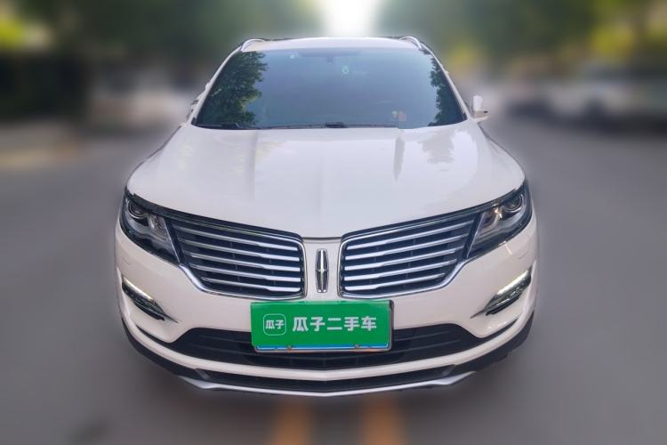 Used Lincoln MKC 2017 2.0T Two-Wheel Drive Deluxe Edition Front
