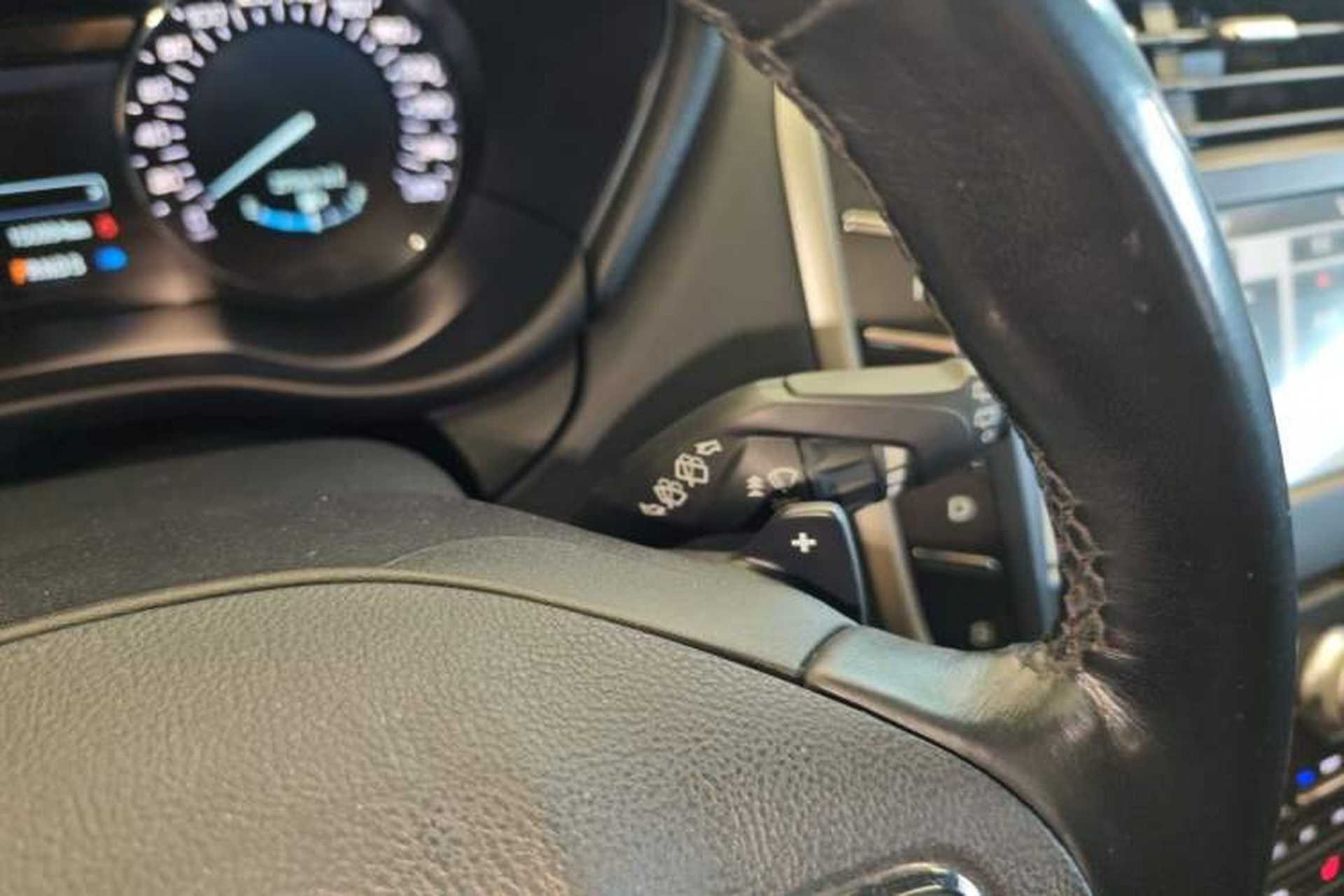 Used Lincoln MKC 2017 2.0T Two-Wheel Drive Deluxe Edition Gear Lever