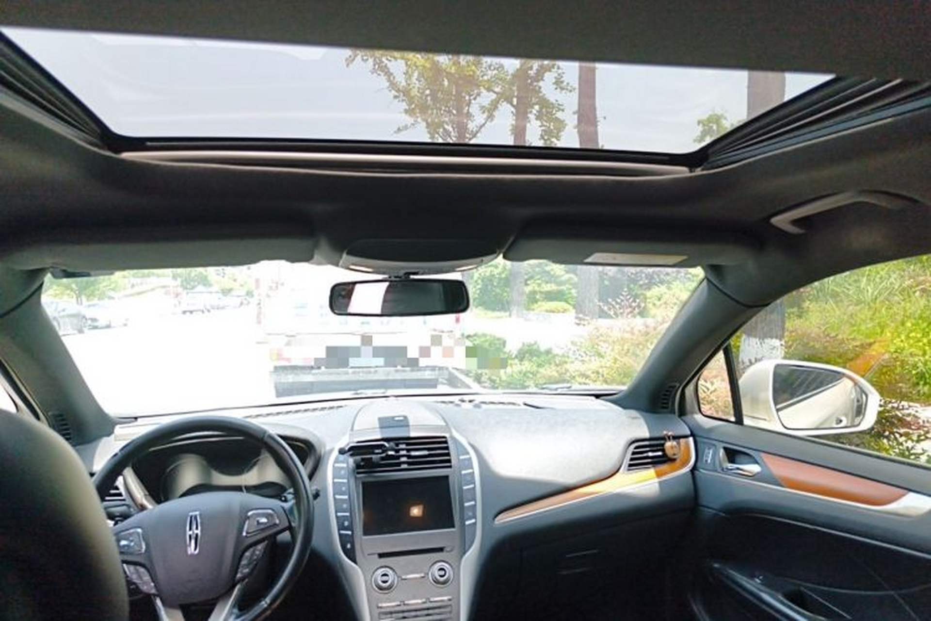 Used Lincoln MKC 2017 2.0T Two-Wheel-Drive Luxury Edition Headliner