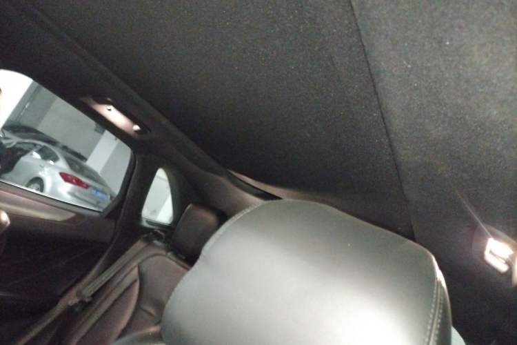 Used Lincoln MKC 2017 2.0T Two-Wheel Drive Deluxe Edition Headliner