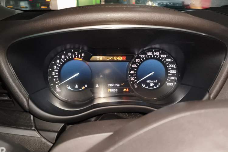 Used Lincoln MKC 2017 2.0T Two-Wheel-Drive Luxury Edition Instrument Cluster