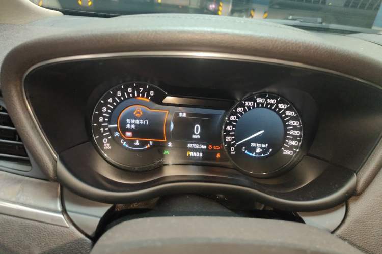 Used Lincoln MKC 2017 2.0T Two-Wheel-Drive Luxury Edition Instrument Cluster