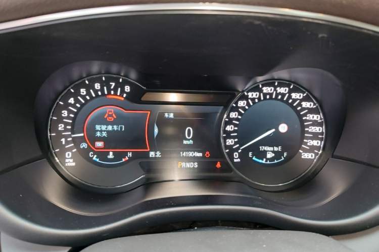Used Lincoln MKC 2017 2.0T Two-Wheel-Drive Luxury Edition Instrument Cluster