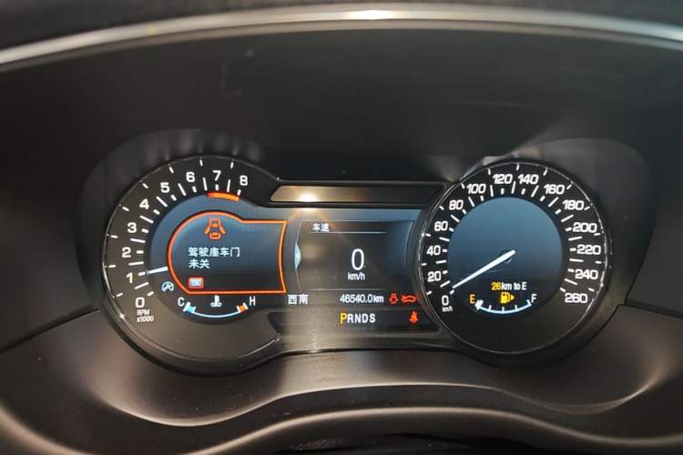 Used Lincoln MKC 2017 2.0T Two-Wheel-Drive Luxury Edition Instrument Cluster