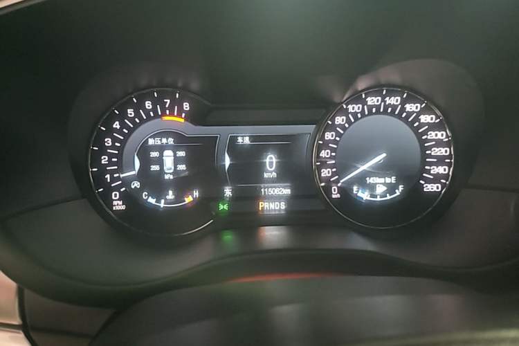 Used Lincoln MKC 2017 2.0T Two-Wheel Drive Deluxe Edition Instrument Cluster