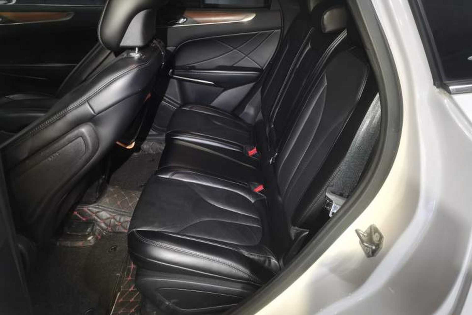 Used Lincoln MKC 2017 2.0T Four-Wheel Drive Zunya Edition Interior 4