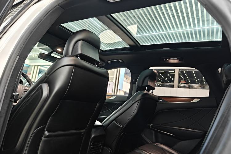 Used Lincoln MKC 2017 2.0T Four-Wheel Drive Zunya Edition Interior 6
