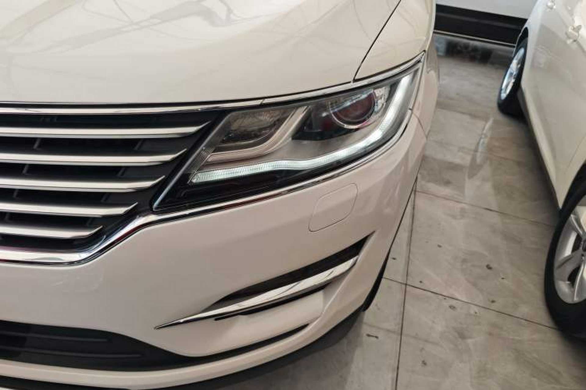 Used Lincoln MKC 2017 2.0T Two-Wheel Drive Deluxe Edition Left Front Headlight