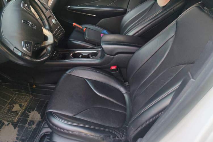 Used Lincoln MKC 2017 2.0T Four-Wheel Drive Prestige Edition Left Front Seat
