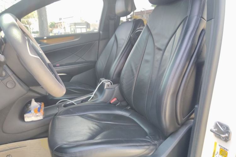 Used Lincoln MKC 2017 2.0T Four-Wheel Drive Zunya Edition Left Front Seat