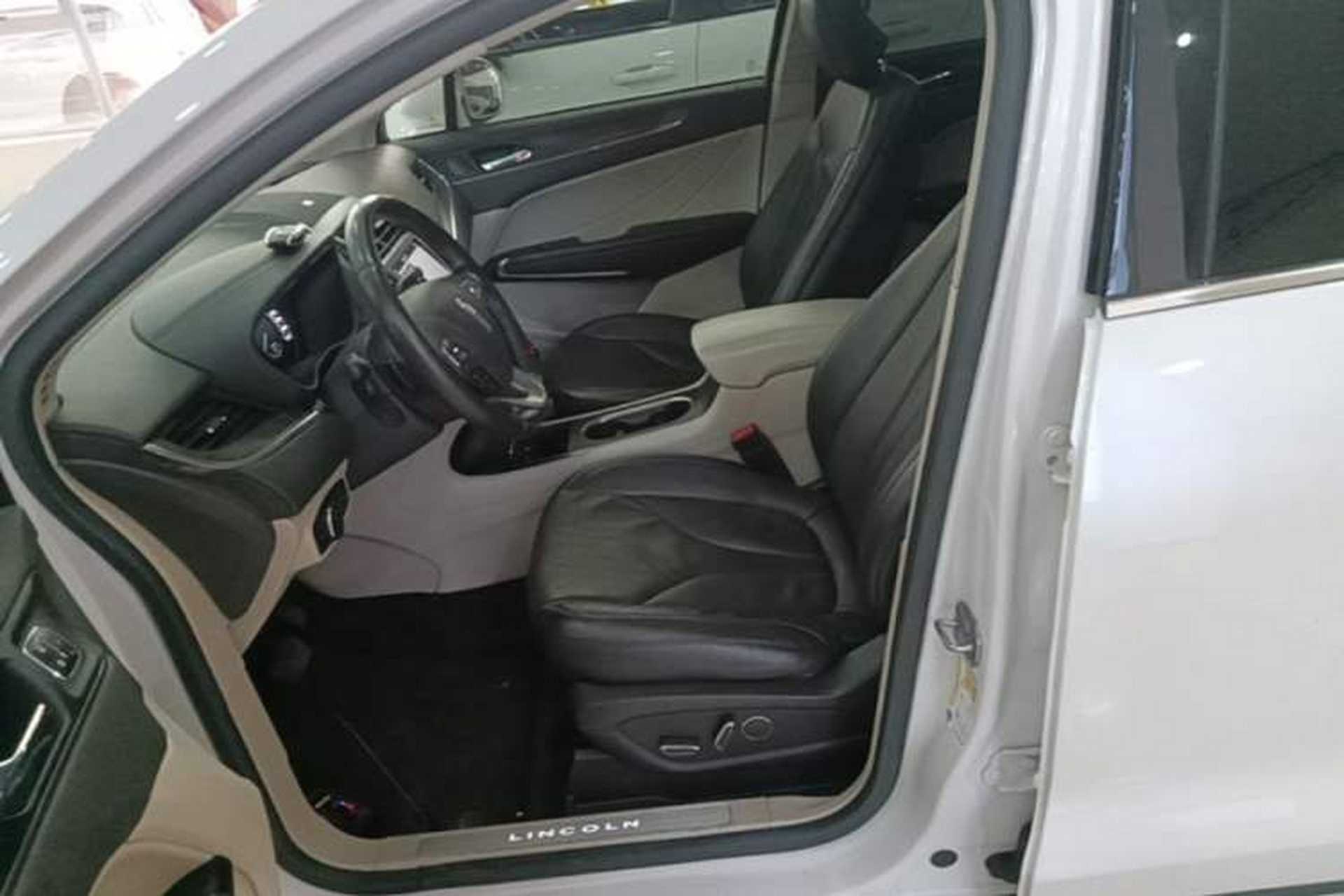 Used Lincoln MKC 2017 2.0T Four-Wheel Drive Zunya Edition Left Front Seat