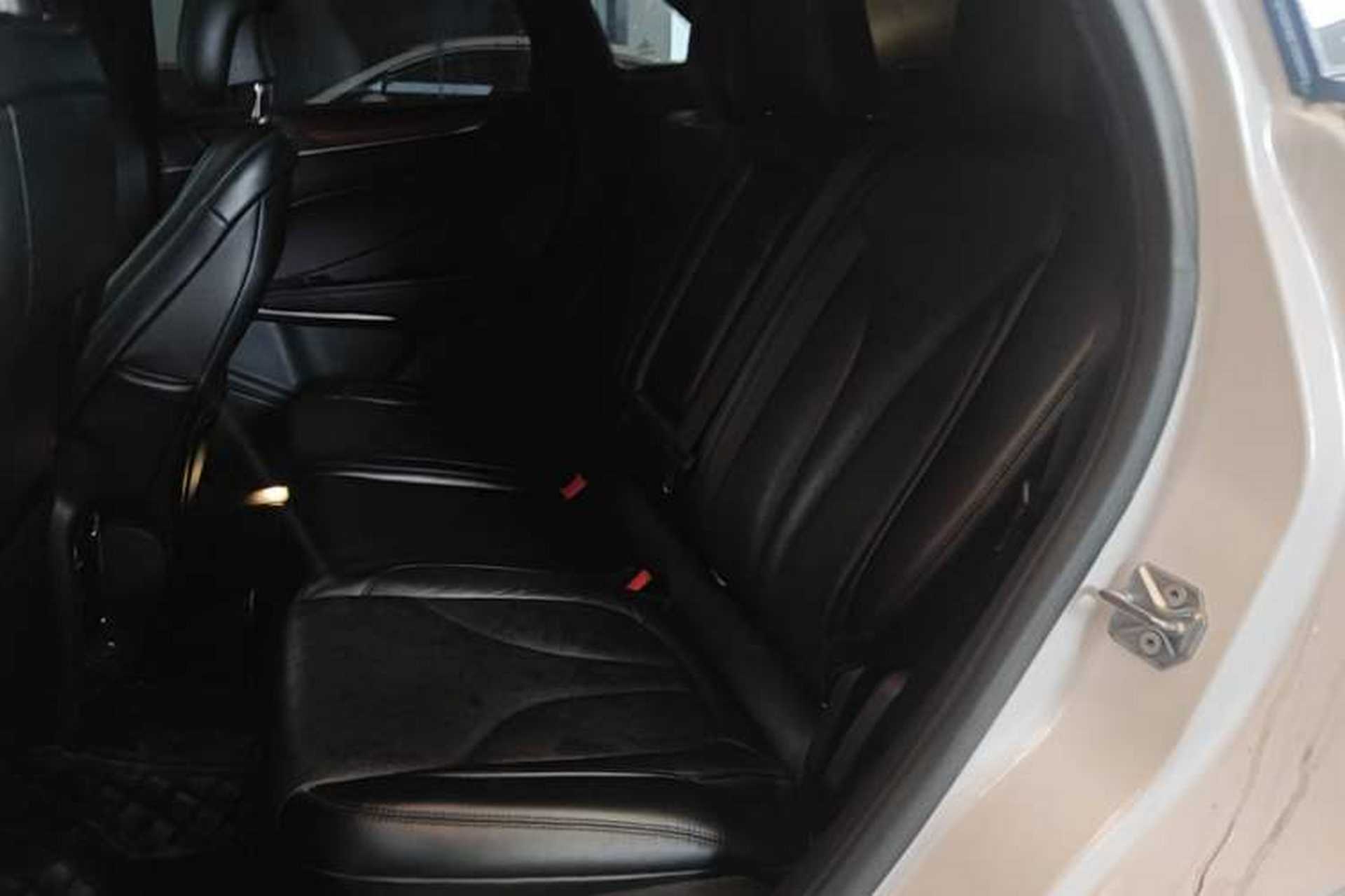 Used Lincoln MKC 2017 2.0T Two-Wheel-Drive Luxury Edition Left Rear Seat