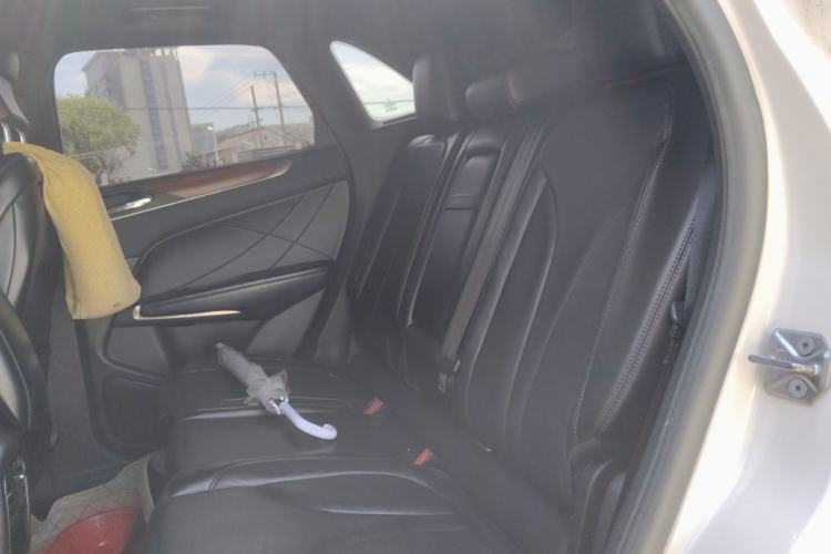 Used Lincoln MKC 2017 2.0T Four-Wheel Drive Zunya Edition Left Rear Seat