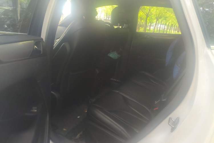 Used Lincoln MKC 2017 2.0T Two-Wheel Drive Zunyue Edition Left Rear Seat