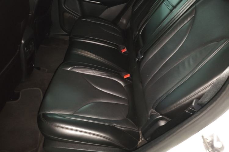 Used Lincoln MKC 2017 2.0T Two-Wheel-Drive Luxury Edition Left Rear Seat