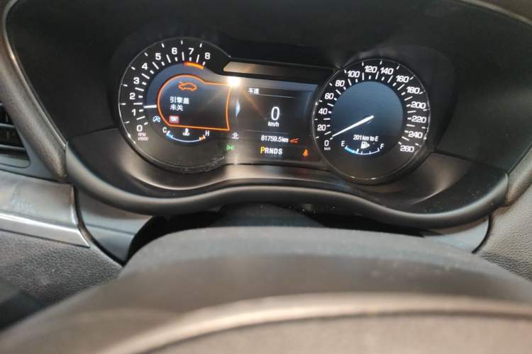 Used Lincoln MKC 2017 2.0T Two-Wheel-Drive Luxury Edition Odometer Close Up