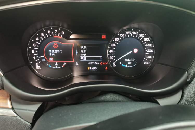 Used Lincoln MKC 2017 2.0T Four-Wheel Drive Zunya Edition Odometer Close Up