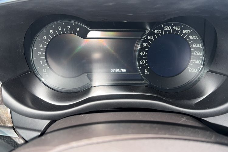 Used Lincoln MKC 2017 2.0T Four-Wheel Drive Zunya Edition Odometer Close Up