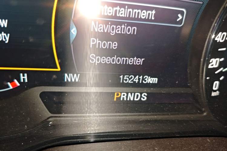 Used Lincoln MKC 2017 2.0T Two-Wheel-Drive Luxury Edition Odometer Close Up
