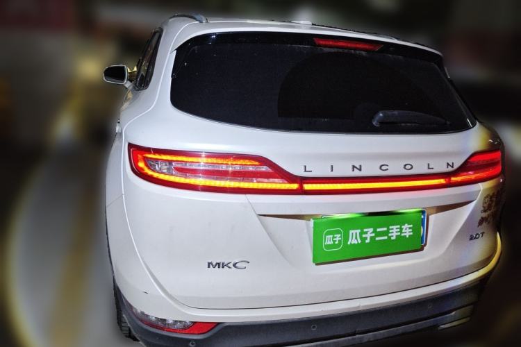 Used Lincoln MKC 2017 2.0T Two-Wheel-Drive Luxury Edition Rear