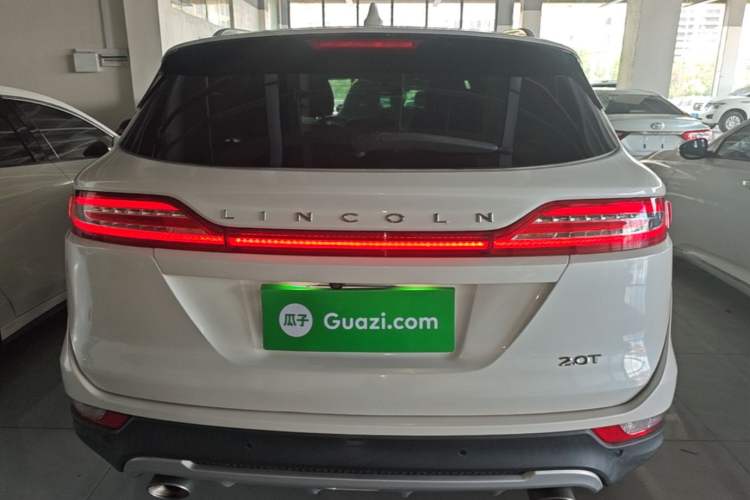 Used Lincoln MKC 2017 2.0T Two-Wheel Drive Deluxe Edition Rear