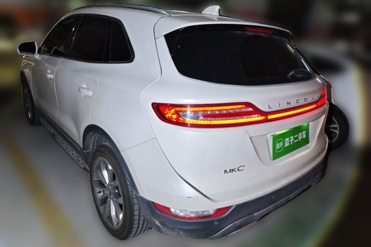 Used Lincoln MKC 2017 2.0T Two-Wheel-Drive Luxury Edition Rear Left 45 Deg
