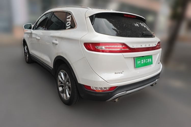 Used Lincoln MKC 2017 2.0T Two-Wheel-Drive Luxury Edition Rear Left 45 Deg
