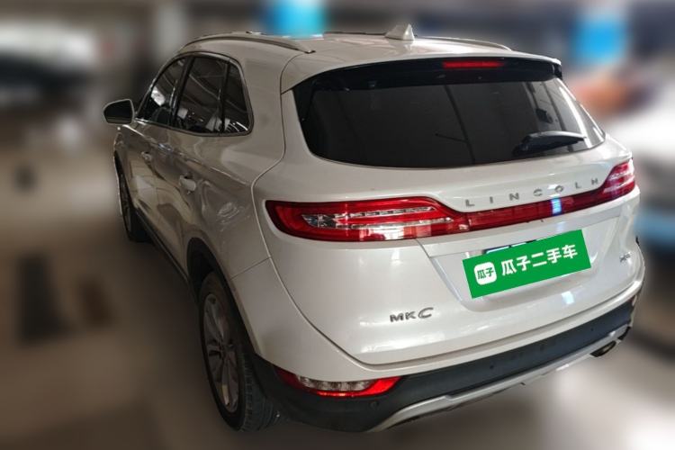 Used Lincoln MKC 2017 2.0T Two-Wheel-Drive Luxury Edition Rear Left 45 Deg
