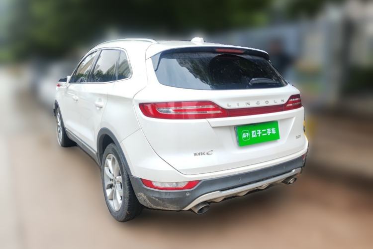 Used Lincoln MKC 2017 2.0T Two-Wheel-Drive Luxury Edition Rear Left 45 Deg