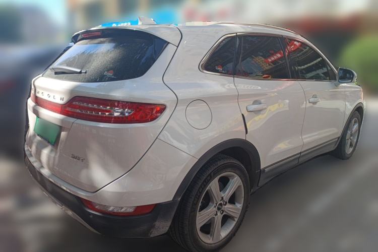 Used Lincoln MKC 2017 2.0T Two-Wheel Drive Deluxe Edition Rear Right 45 Deg