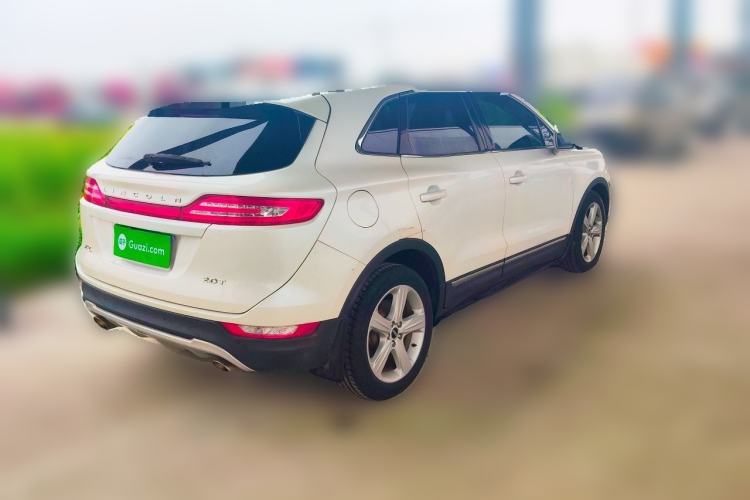 Used Lincoln MKC 2017 2.0T Two-Wheel Drive Deluxe Edition Rear Right 45 Deg