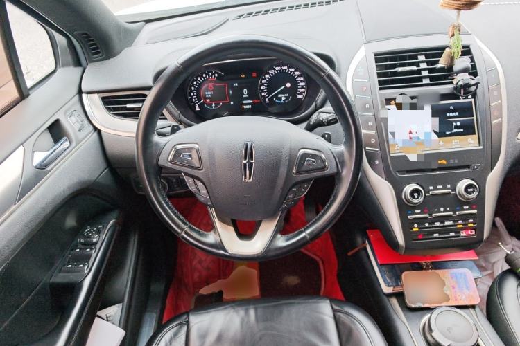 Used Lincoln MKC 2017 2.0T Two-Wheel Drive Deluxe Edition Steering Wheel