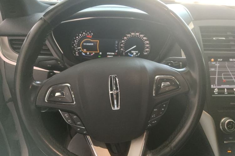 Used Lincoln MKC 2017 2.0T Two-Wheel Drive Deluxe Edition Steering Wheel