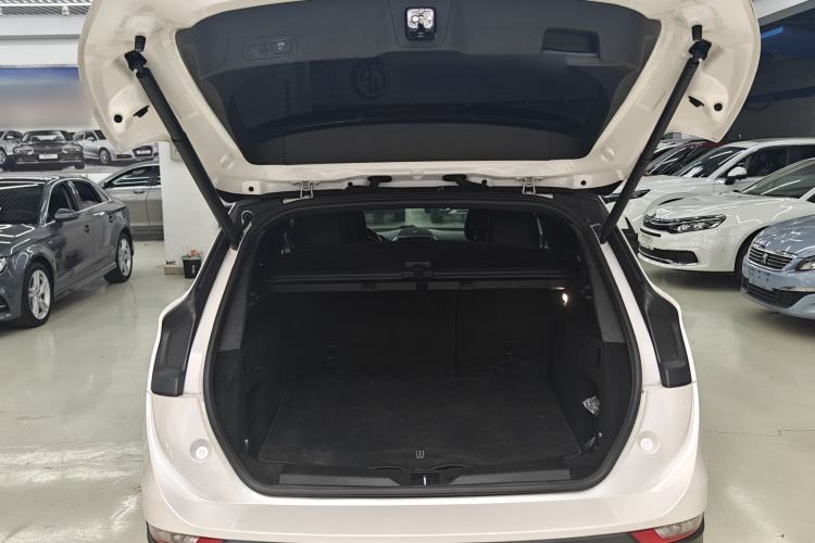 Used Lincoln MKC 2017 2.0T Four-Wheel Drive Zunya Edition Trunk