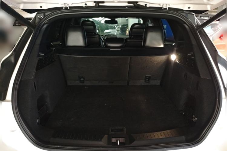 Used Lincoln MKC 2017 2.0T Two-Wheel-Drive Luxury Edition Trunk