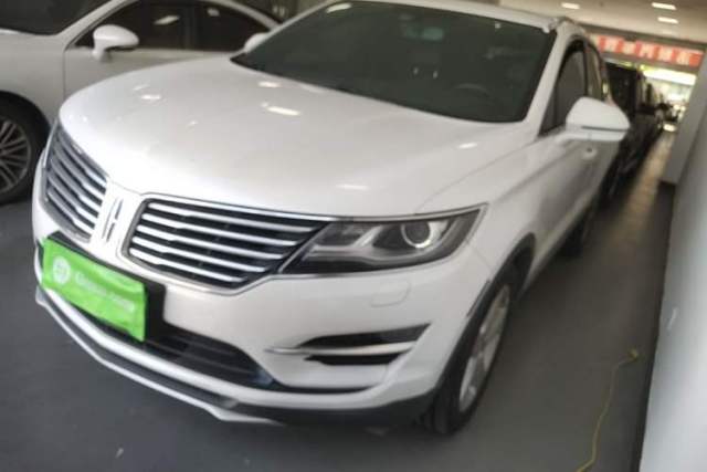Used Lincoln MKC 2017 2.0T Two-Wheel Drive Deluxe Edition