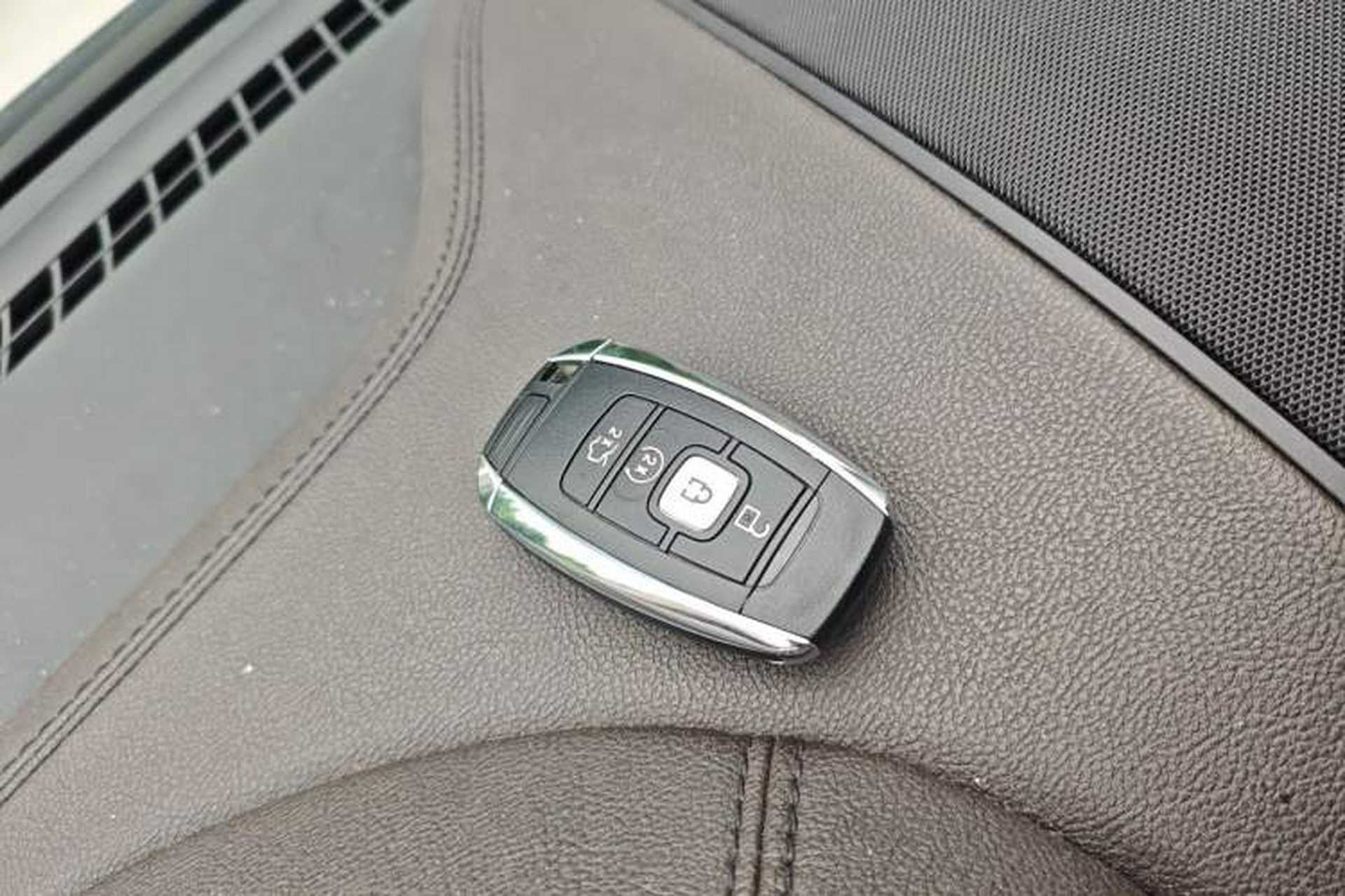 Used Lincoln MKC 2017 2.0T Two-Wheel-Drive Luxury Edition Vehicle Key